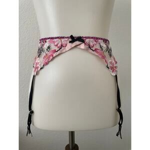 Victoria's Secret Lingerie Garter Belt Floral Embroidered Lace Rhinestone